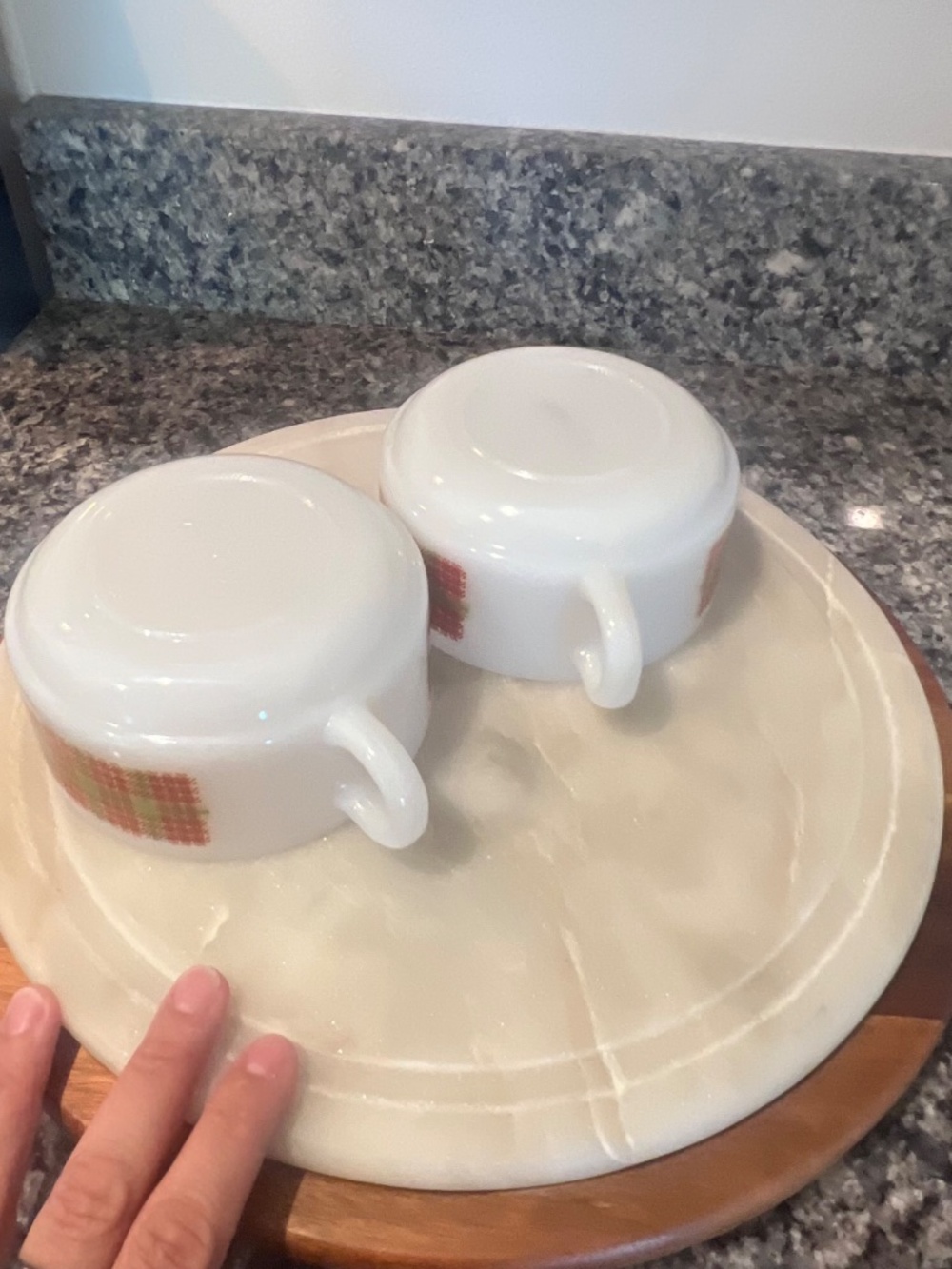 Glasbake J-2711 Red Green Plaid Milk Glass Soup Mugs Set of 2 USA - Picture 17 of 17